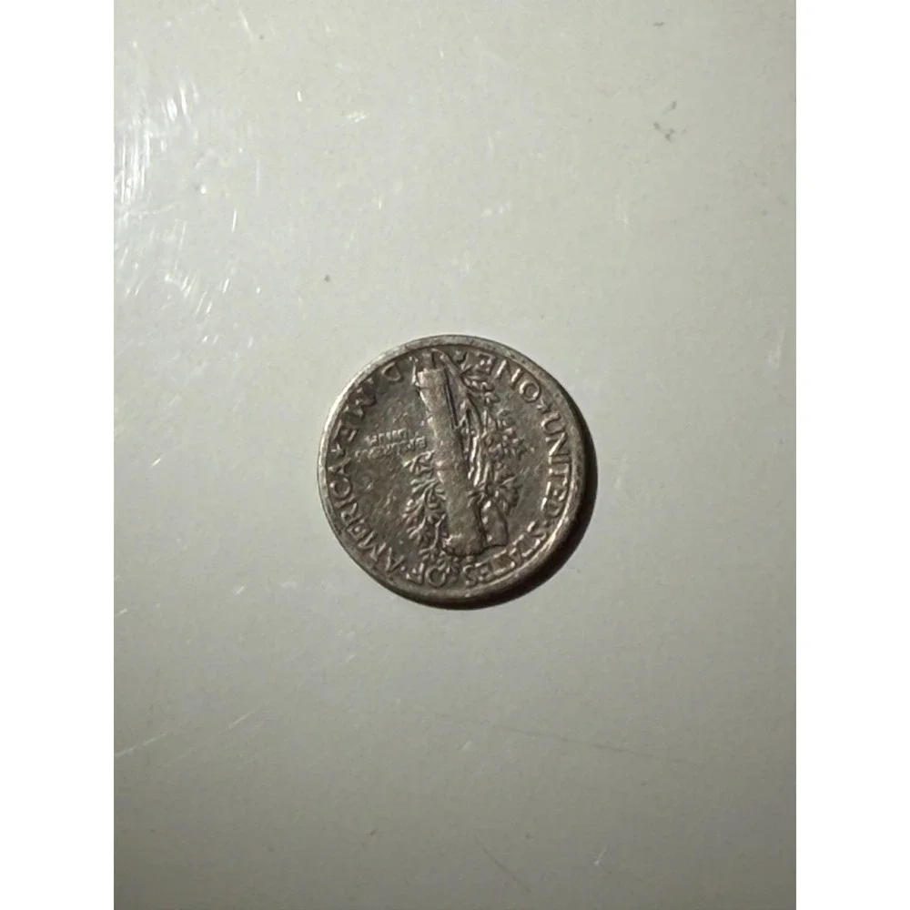 1935 Mercury Dime 90% Silver Winged Liberty Head US Ten Cent Coin Philadelphia